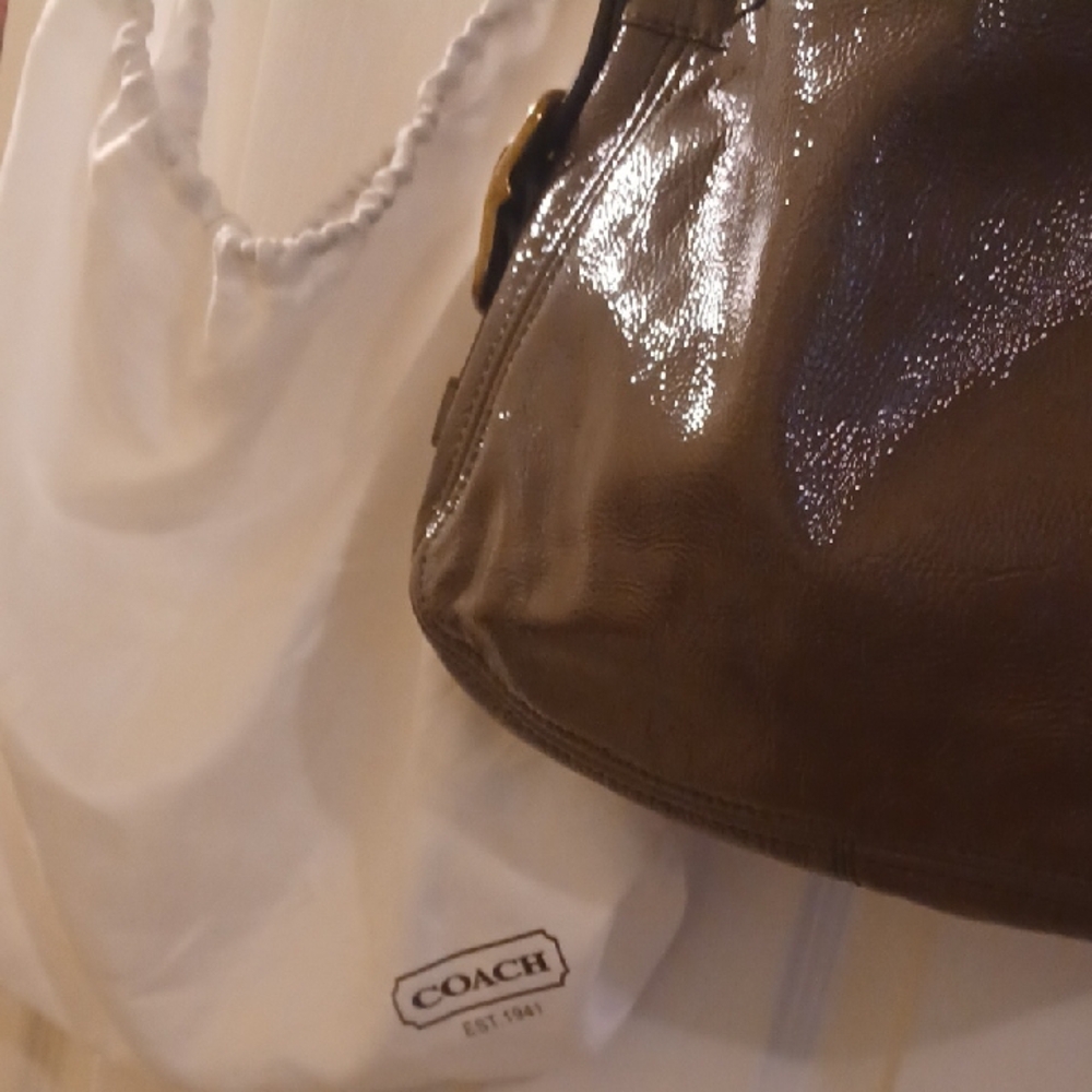 COACH EVER GREEN HOBO Patent Leather Shoulder Bag Zoe - Picture 2 of 14